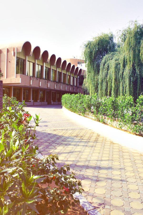 One To One Hotel & Resort Ain Al Faida Al Ain Exteriör bild