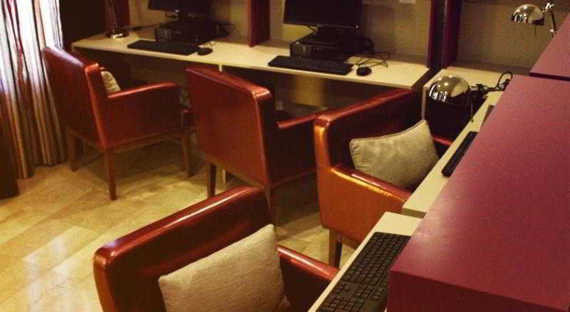 One To One Hotel & Resort Ain Al Faida Al Ain Exteriör bild