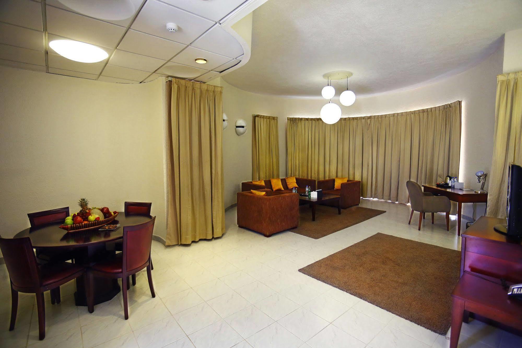 One To One Hotel & Resort Ain Al Faida Al Ain Exteriör bild