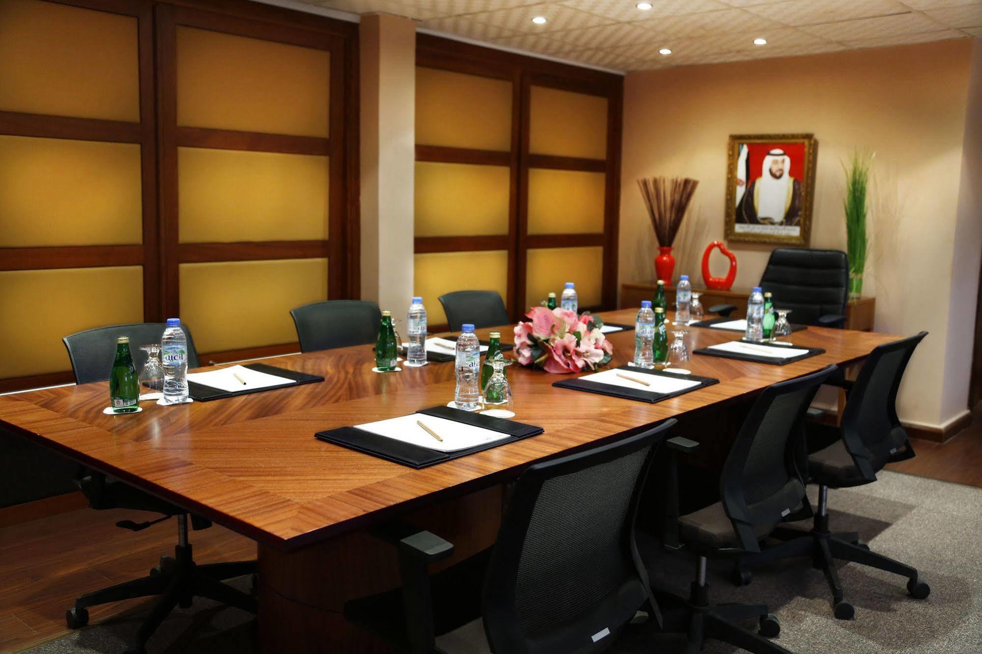 One To One Hotel & Resort Ain Al Faida Al Ain Exteriör bild